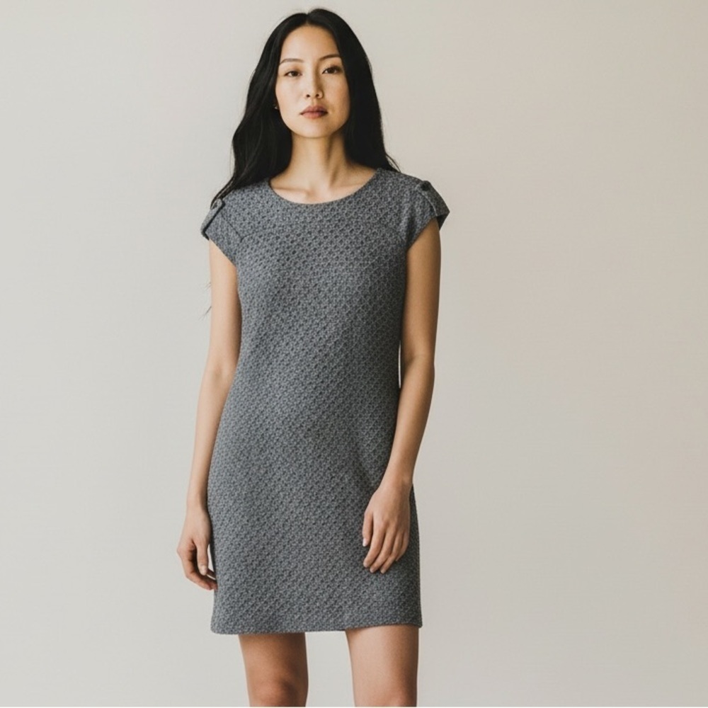 Cynthia Steffe Charcoal Gray Textured Sweater Dress Wool Blend Size 10 NWT